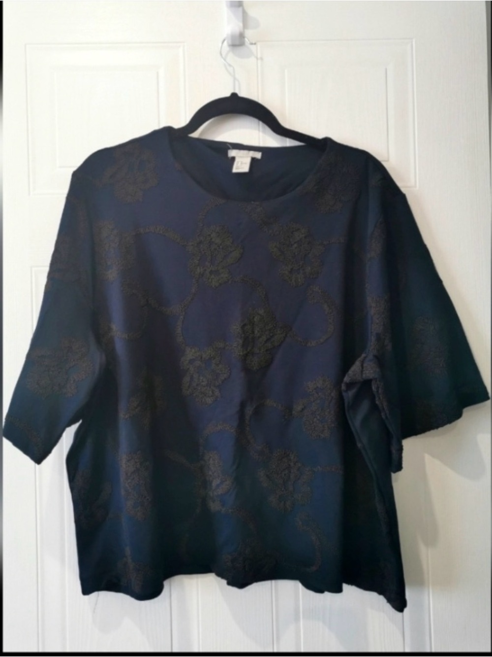 H&M Navy Blue Textured Floral Top